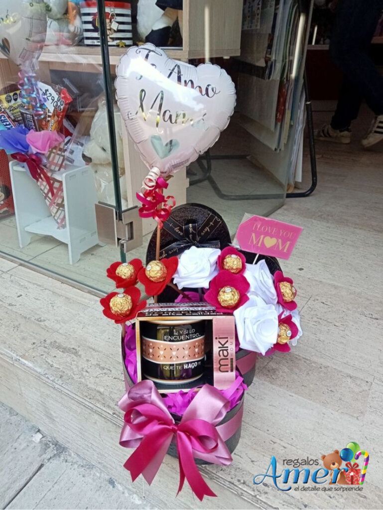 arreglo taza mamá chocolates