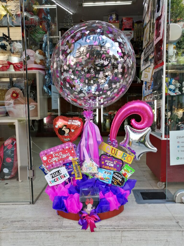 Home Arreglo personalizado de cumpleaños Mafalda